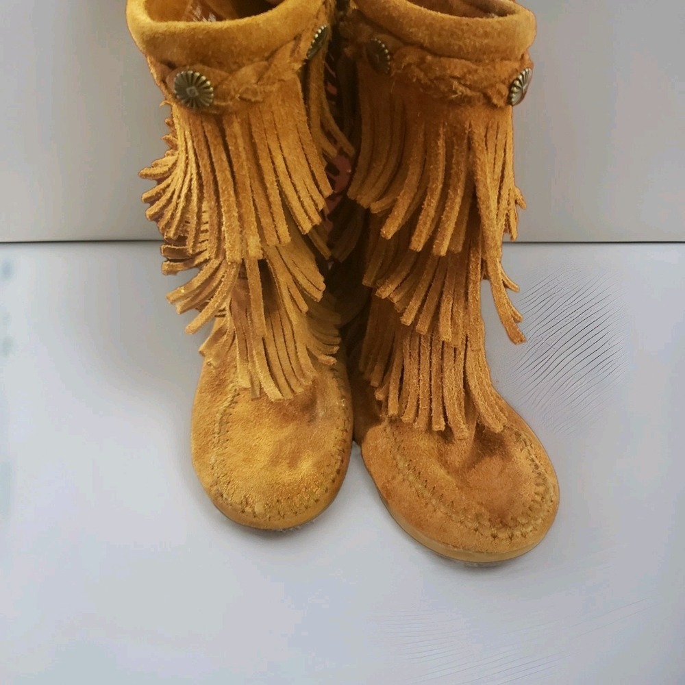 Minnetonka Little Kids Size 11 Boots Tall Brown Suede Fringe Tiered Moccasin